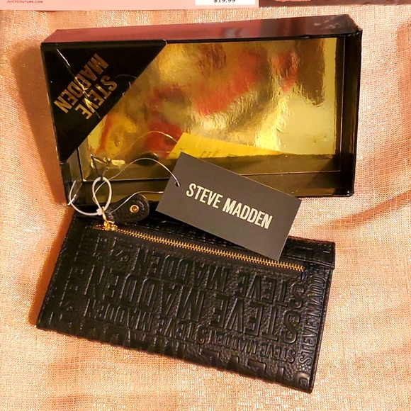 Steve madden women  hand bag/wallet medium in size - Picture 2 of 8